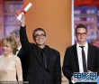 尼古拉斯·温丁·雷弗恩获最佳导演奖 风度翩翩