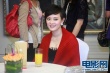 鄧超、孫儷同桌無交流 新晉人妻大方秀乳溝