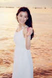 黃圣依寫真優(yōu)雅純美登封面 美景佳人美不勝收