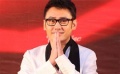 《柠檬》剧组亮相红毯 吴秀波白色西装帅气登台