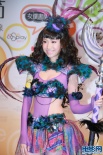 高海宁性感Cosplay亮相 动漫节不怕人多被揩油