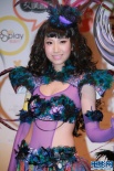 高海寧性感Cosplay亮相 動(dòng)漫節(jié)不怕人多被揩油