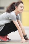 姚笛全新寫真追求自然風 扎馬尾辮鄰家女孩十足