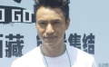 陈坤首当评委略感紧张 不惧高温热心支持公益活动