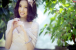 “栗子姐”高露拍夏日写真 清新脱俗文艺范儿