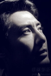 年代小生张天其黑白写真 尽显低调忧郁气质