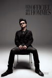 汪峰拍写真显硬朗 诠释摇滚巨星的桀骜与柔情
