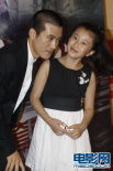 杨子女儿首度亮相 黄圣依避免被指炒作而缺席