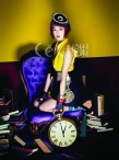韓國(guó)女星樸信惠時(shí)尚寫真曝光 猶如愛(ài)麗絲游仙境