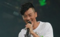 林峰《我很痛》以歌寄意表心声 意外受伤有惊无险
