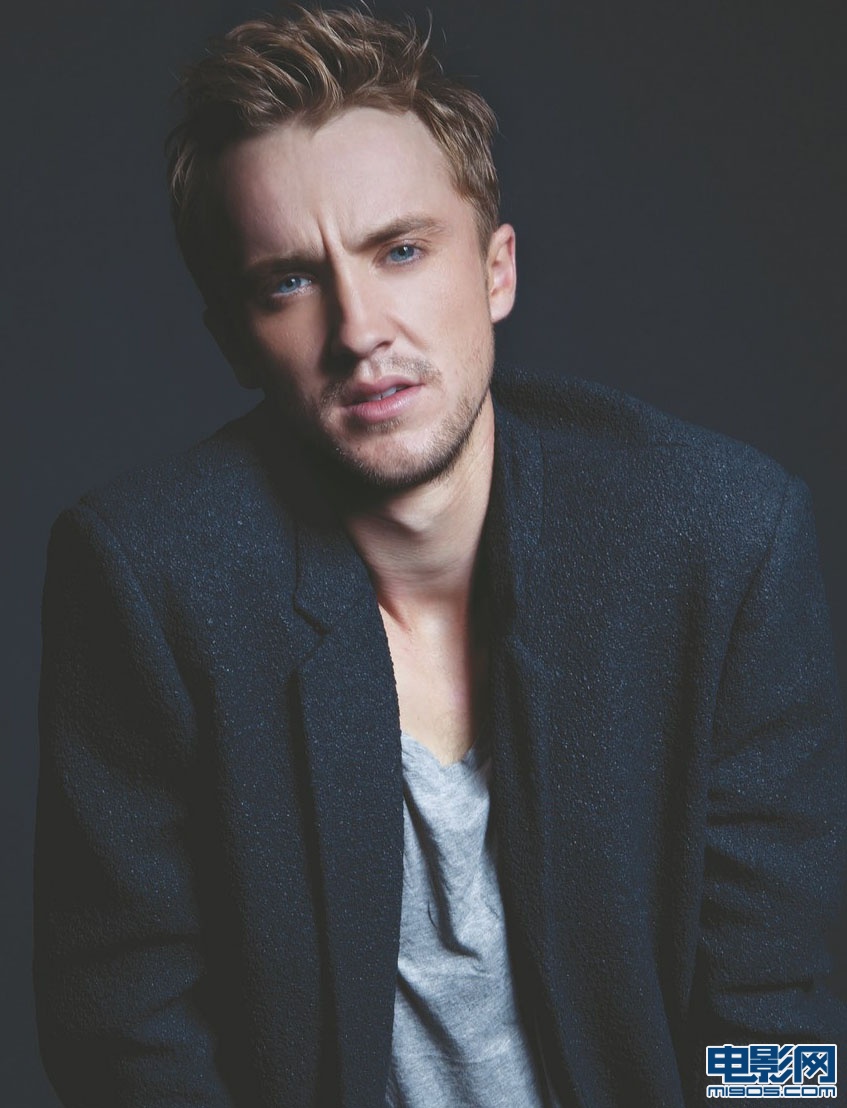 汤姆·菲尔顿写真颓废沧桑 "马尔福"帅气逼人