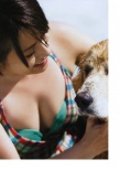 深田恭子拍短發(fā)寫真 夏日清涼裝扮大秀豐胸