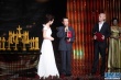 李雪健和葛優(yōu)同獲優(yōu)秀男演員獎(jiǎng) 興奮高舉獎(jiǎng)杯