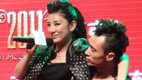 《东成西就2011》MV首发 潮爸超女领众星竞逐雄名