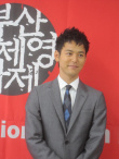 妻夫木聰釜山影節(jié)受訪 與河正宇“稱兄道弟”