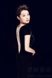 袁莉封面寫真展秋冬時(shí)髦形象 婉約貴氣風(fēng)十足