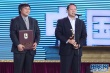 《天赐》获得最佳纪录片奖 获奖代表激动领奖