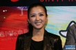 “树先生”明星见面会 何洁靓丽出场引粉丝尖叫