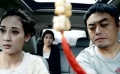 冒失女“愛拍”亂施“美人計(jì)” 女警花智斗盜車賊