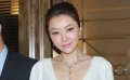 熊黛林戴過億鉆飾亮相 稱戒指適合自己最重要