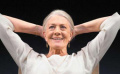 “絕代美人”瓦妮莎獲奧斯卡榮譽(yù)獎(jiǎng) 眾星現(xiàn)場(chǎng)助陣