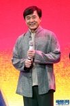 “相信爱”开场气势恢宏 成龙携众星演唱主题曲