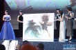 伊能静助拍画作《斗鸡》 讲述爱心主题声情并茂