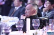 慈善晚會眾星百態(tài)：佘詩曼高雅 李宇春獻唱賣萌