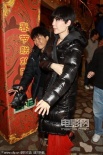 春晚四彩眾星云集 馮紹峰輕松面對韓庚顯疲態(tài)