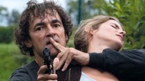 法国悬疑大片《猎物》将映 男主角搏命堪比阿汤