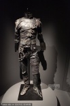 鬼才導(dǎo)演蒂姆·伯頓辦作品展 玩偶模型詭異另類