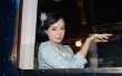 霍思燕壓軸巴黎時(shí)裝周 桃粉色系妝容襯白皙肌膚