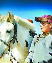 骏马少年