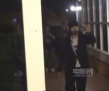 与女友昆凌密会遭冲突 周杰伦带20人拍照打狗仔