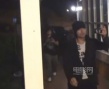 与女友昆凌密会遭冲突 周杰伦带20人拍照打狗仔