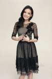 舒淇蕾丝黑裙装拍写真 扮独耳米奇公主笑容甜美