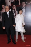 凭“窃听2”入围最佳男配角 曾江携妻恩爱亮相