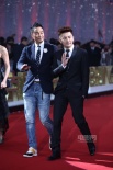 任達(dá)華波點(diǎn)領(lǐng)帶趣味足 蘇有朋仍似當(dāng)年意氣風(fēng)發(fā)