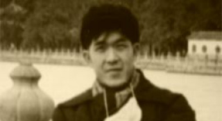 剪纸美术片导演胡雄华 勇于创新打造一代经典