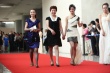 《盛糖乐队》主创亮相 女演员晚礼服似纱布缠身
