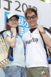 舒淇母親節(jié)亮相做公益 任賢齊大方捐款二十萬