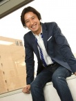 谷原章介