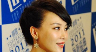 陈数假发造型清新怡人老公称惊艳 新片尝试森女装
