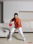 甄子丹拍廣告宣揚全民健身 乒乓球、網(wǎng)球樣樣行