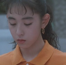 那年夏天，寧?kù)o的海