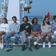 那年夏天，寧?kù)o的海