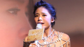 黄英办新歌首唱会 变熟女演绎清新“英伦风”