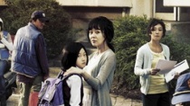 韩国悬疑片《邻居》先行预告 少女惨遭杀人魔黑手