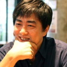 两颗牙齿