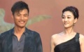 《止殺》主演李小冉牽手耿樂亮相 斜肩長裙似女神